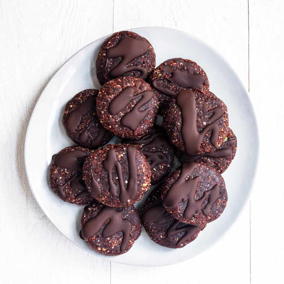 No-Bake Protein Cookies (The Ultimate Pre-Workout Snack)